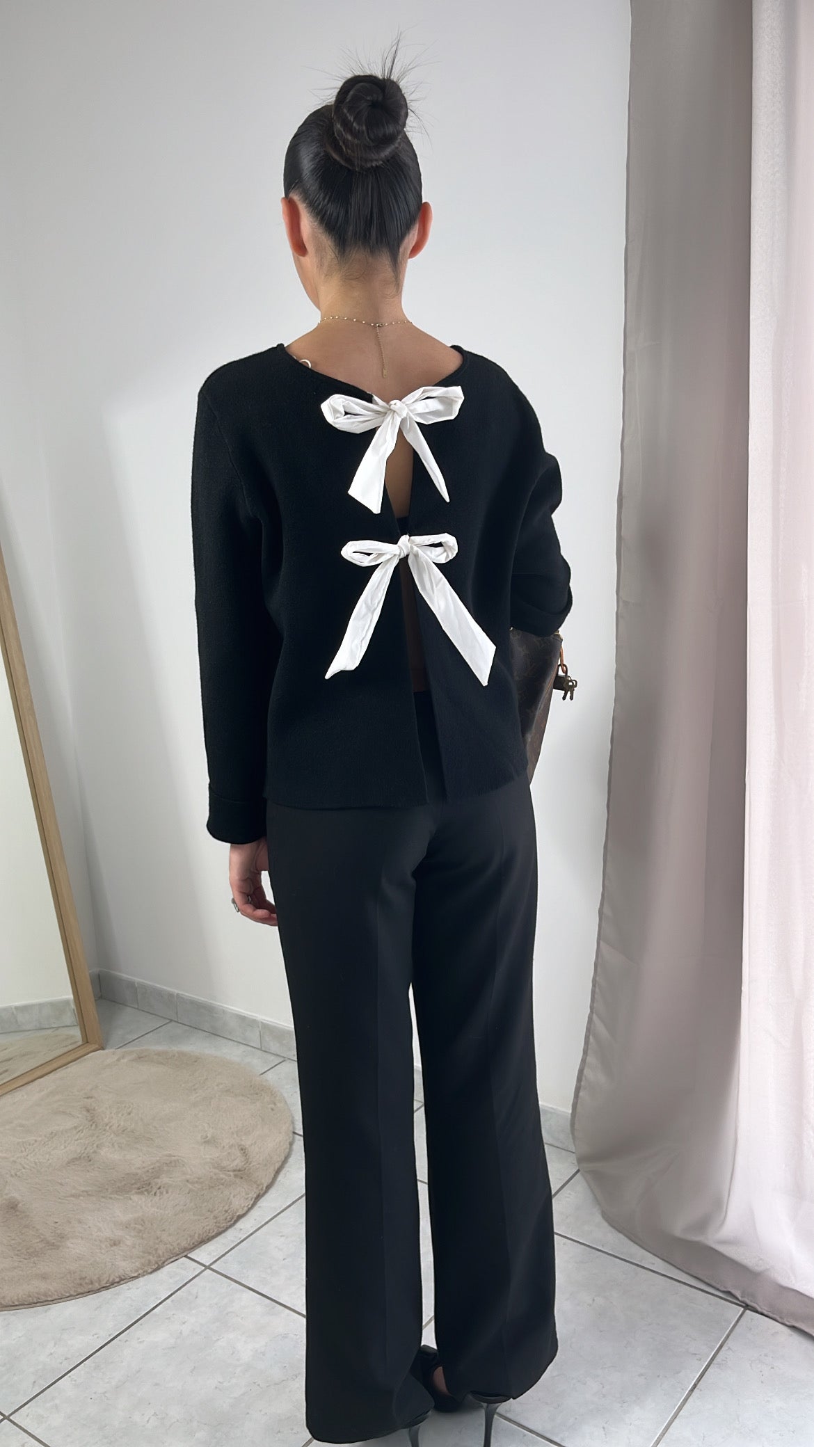 Nouveau Produit:
⸻
Nouvelle collection 🍁🖤 Pull nœud dans le dos
Disponible du 36 au 42
Composition : Viscose – Nylon – Polyest