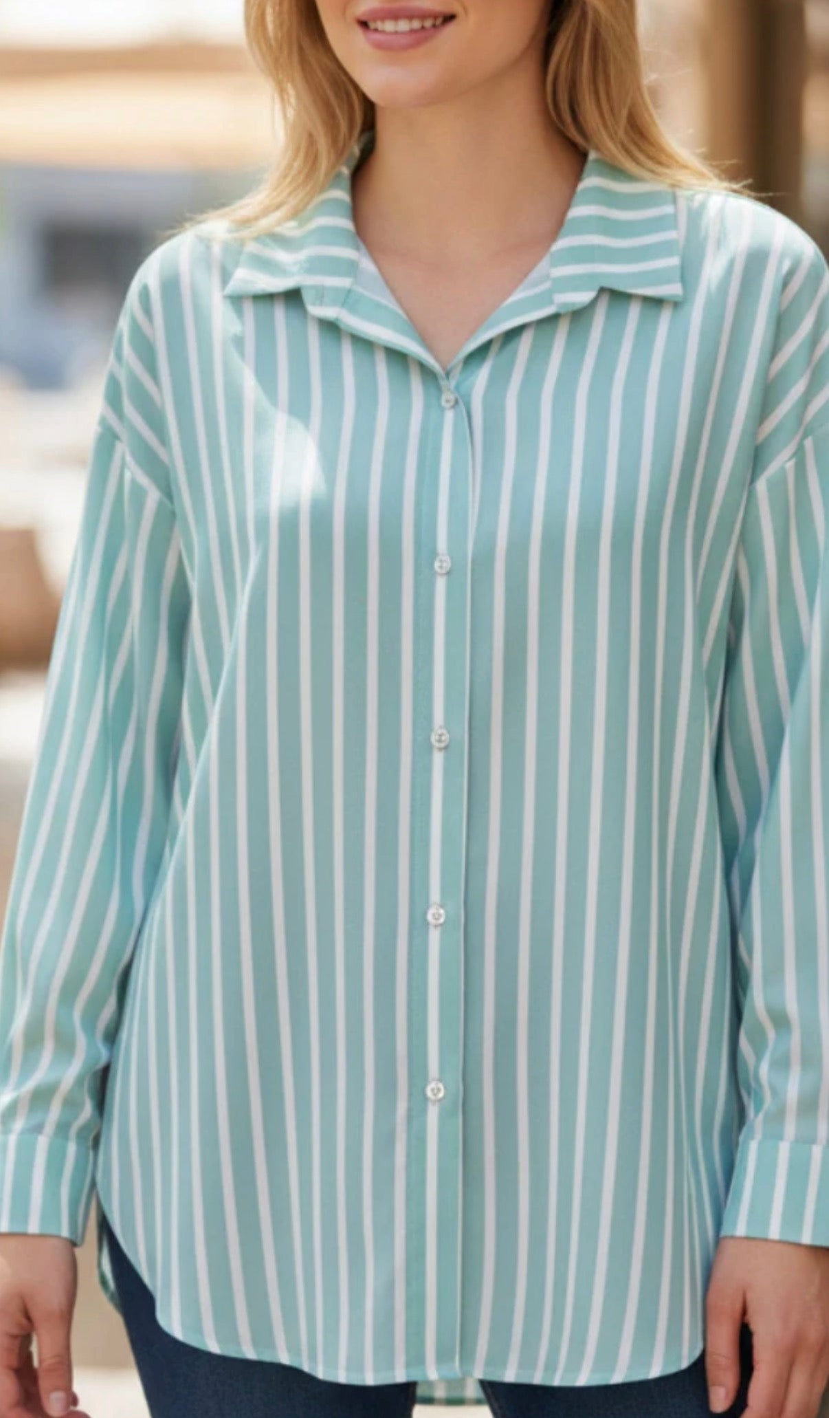 Nouvelle collection printemps🌺 la chemise, rayon de soleil ☀️ Les filles, voici la chemise parfaite pour la saison : légère, fluide et super agréable à porter  taille unique  du 38 au 48