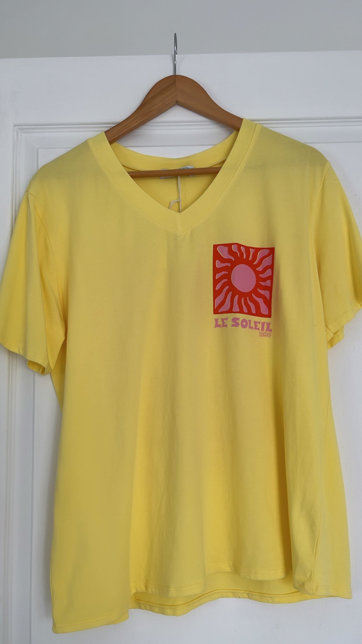 T-shirt oversize soleil☀️ taille unique - Variante de couleur