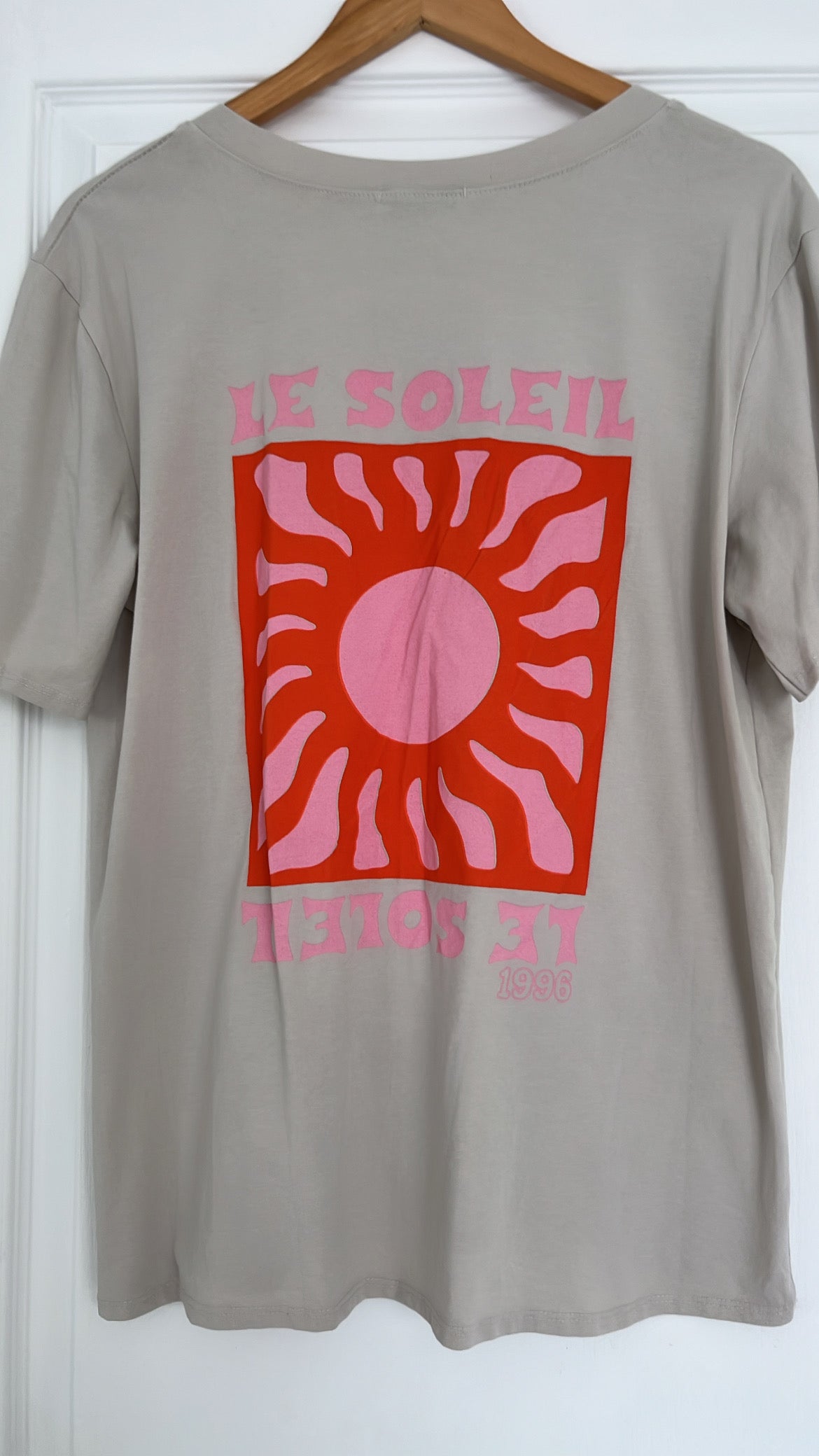 T-shirt oversize soleil☀️ taille unique - Variante de couleur