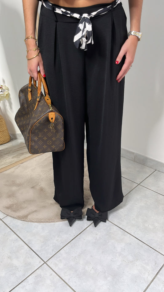 Nouvelle collection 🍁Pantalon fluide avec ceinture foulard zébrée
	•	Tailles : du 36 au 42
