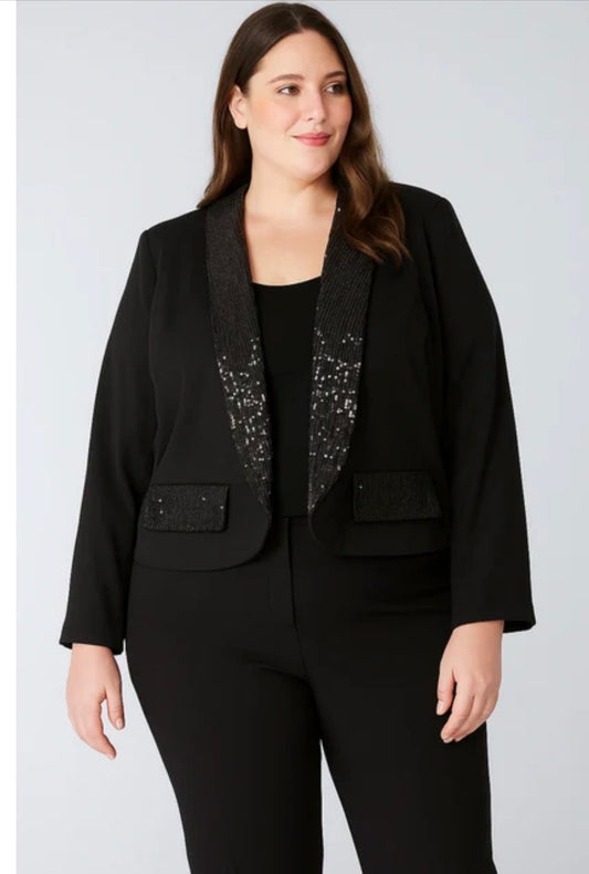 Veste "Éclat d'Hiver" - Sequins &
Élégance
￼ taille unique du 40 au 46
Brille sans en faire trop it
Cette veste courte à col et poches ornées de sequins capte la lumière à chaque mouvement — un vrai bijou à porter ! Sa coupe élégante