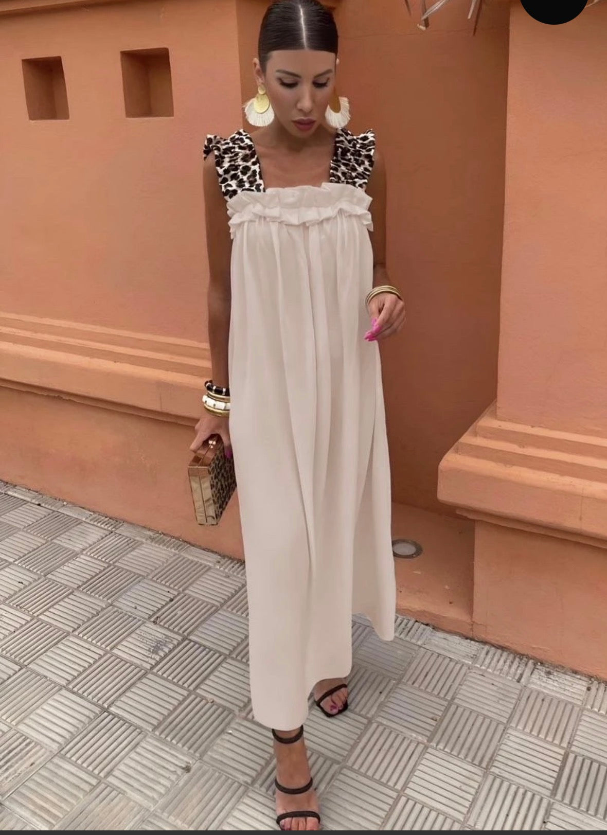 ✨ Robe longue fluide ultra tendance ✨

Disponible ￼ taille unique du 38 au 46