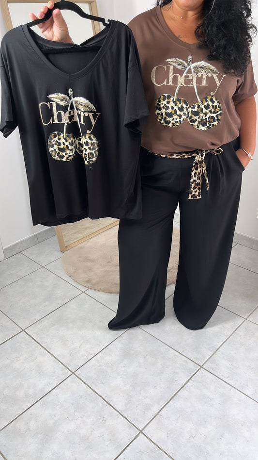 Nouvelle, collection 🍁T-shirt Cherry léopard
	•	taille unique : du 42 au 48